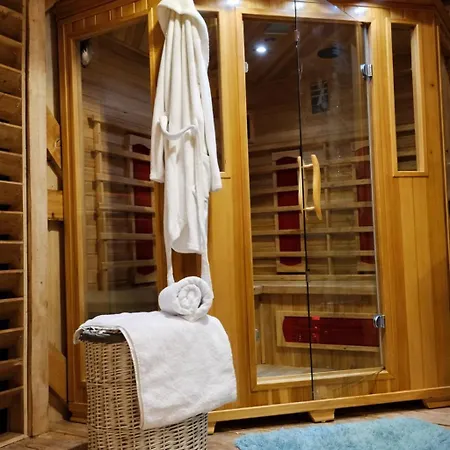 U Anitki I Nikosia *