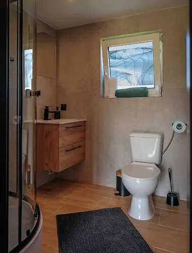 U Anitki I Nikosia *