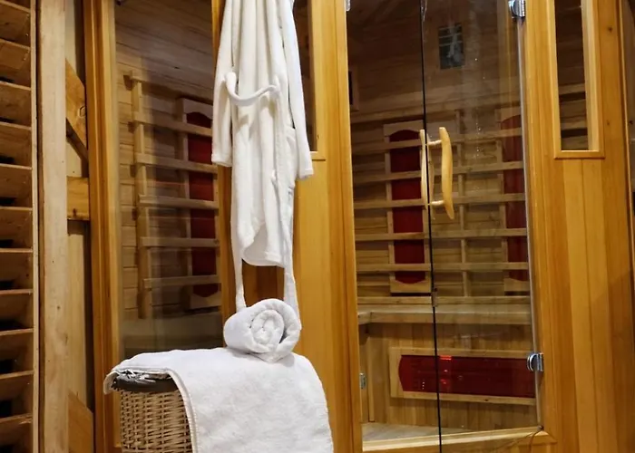 U Anitki I Nikosia *